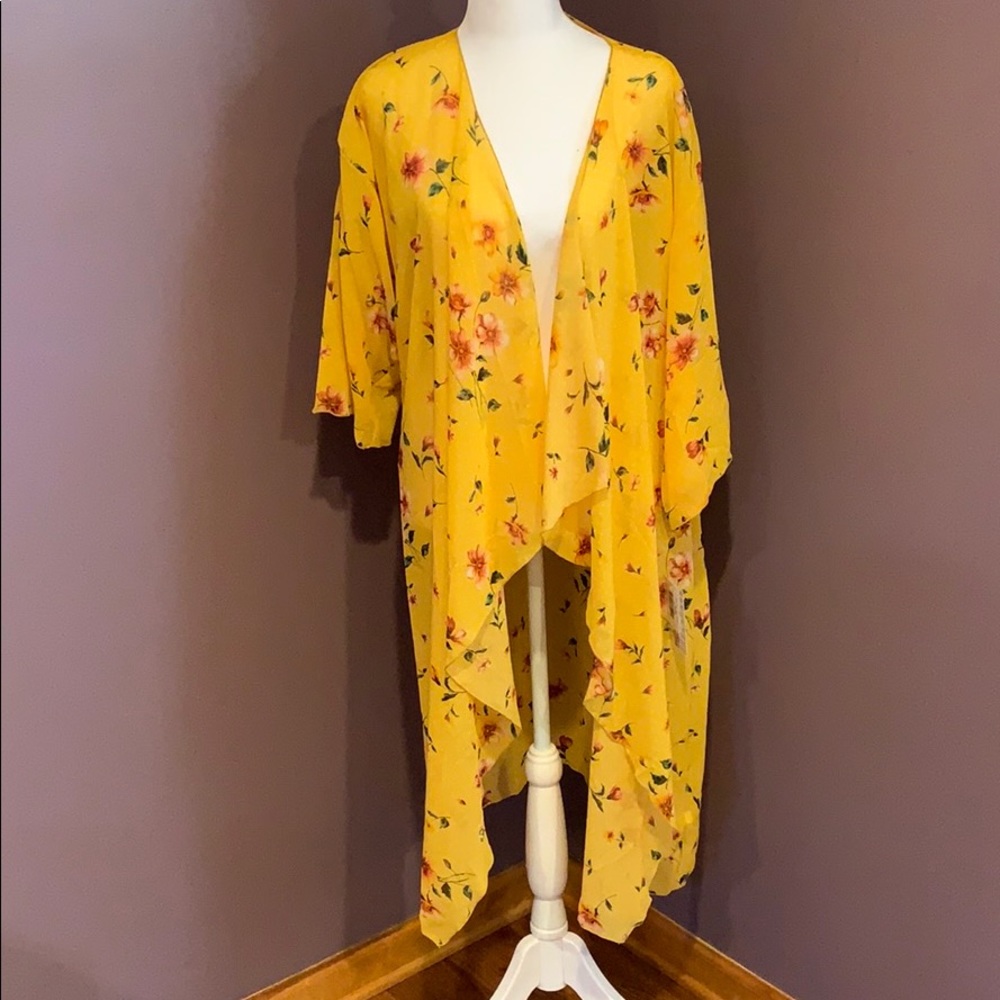 LulaRoe Shirley NWT - M